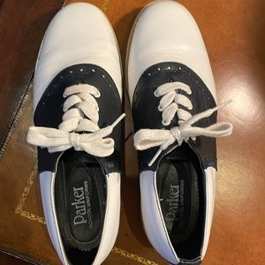 Parker School Uniform saddle oxfords in size 9